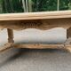 Table à manger extensible Louis XIII décapée en chêne années 50
