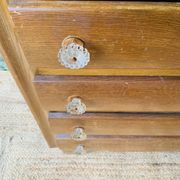 Commode vintage - poignées fleurs