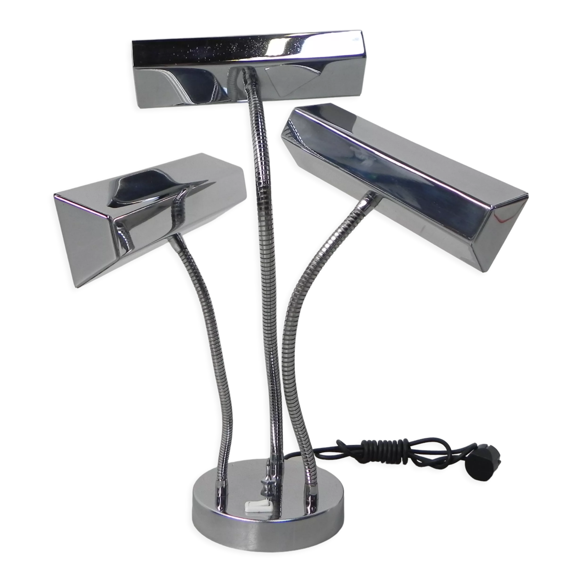 Vintage desk lamp with 3 chromed shades