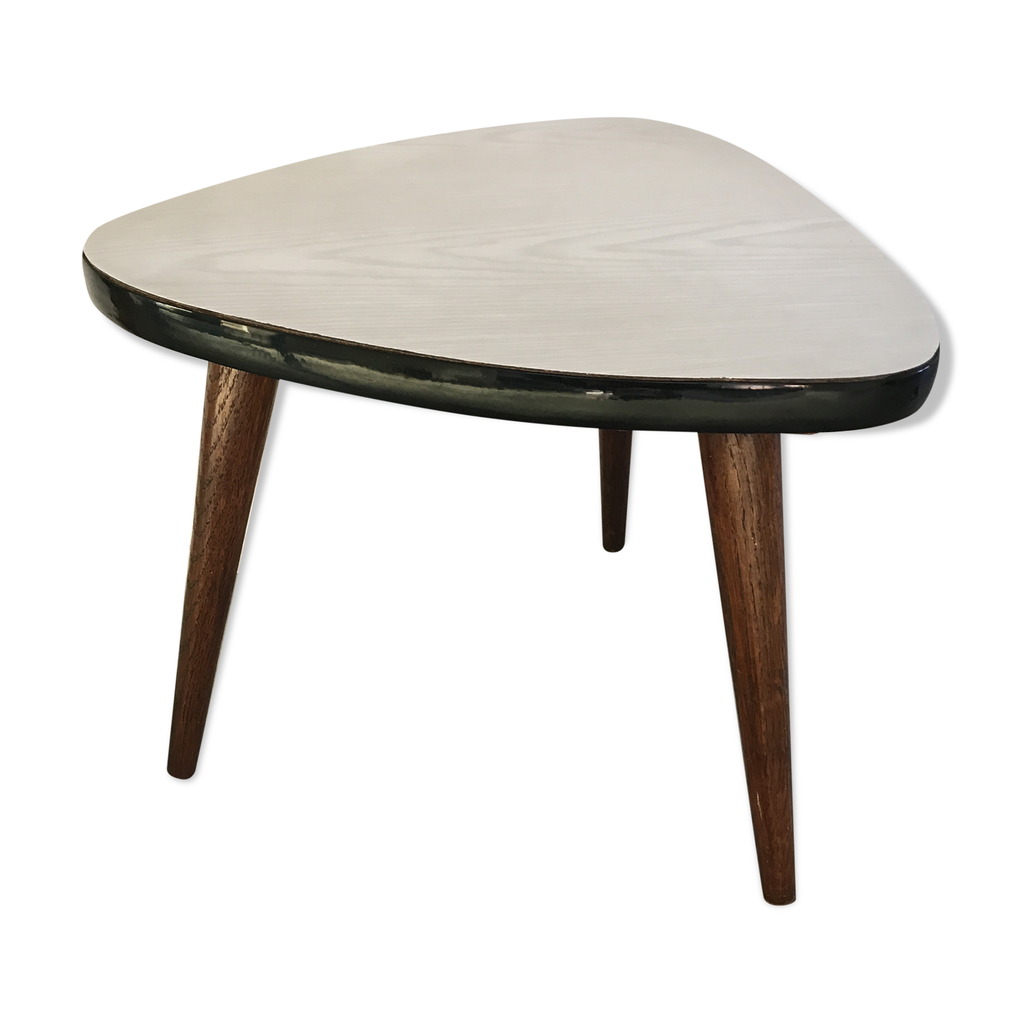 Small tripod table formica