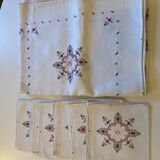 Set tablecloth and 6 matching towels, embroidered, origin Brazil