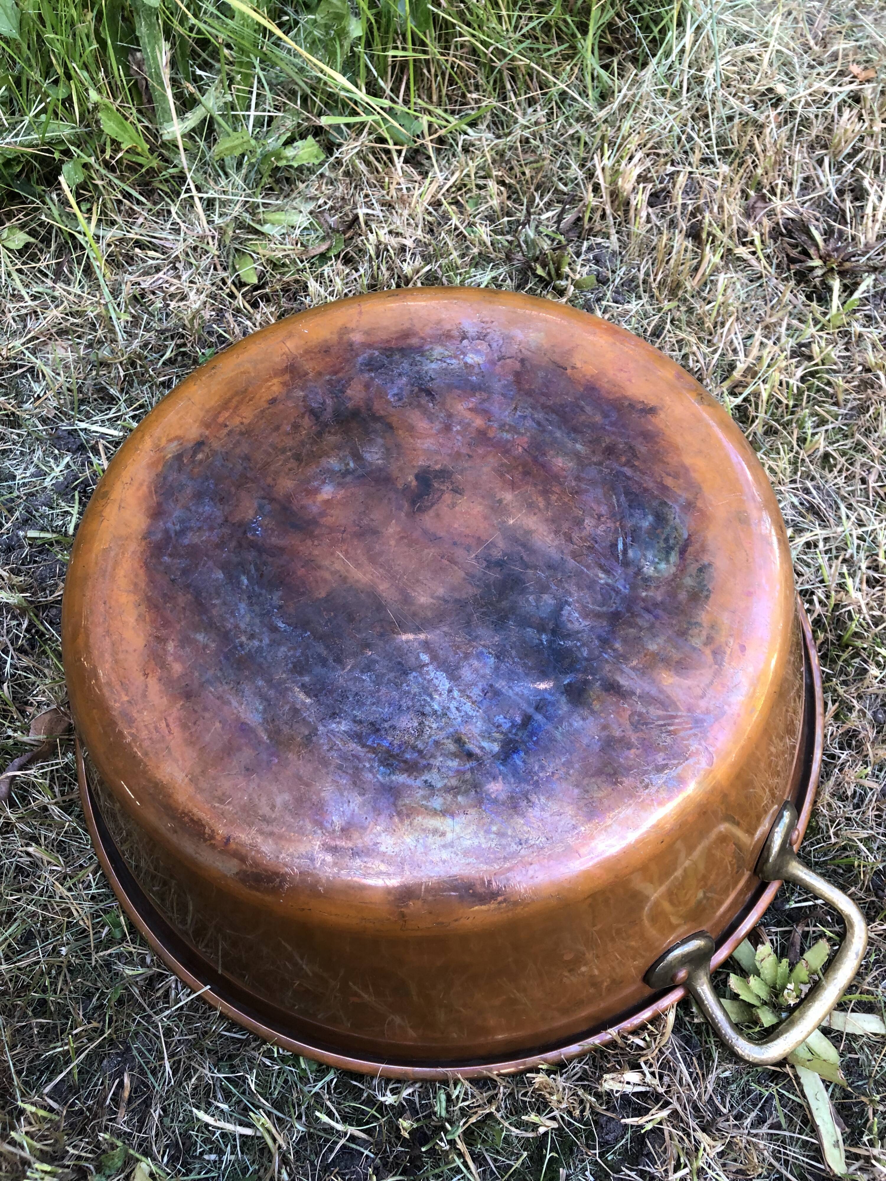 Copper jam basin