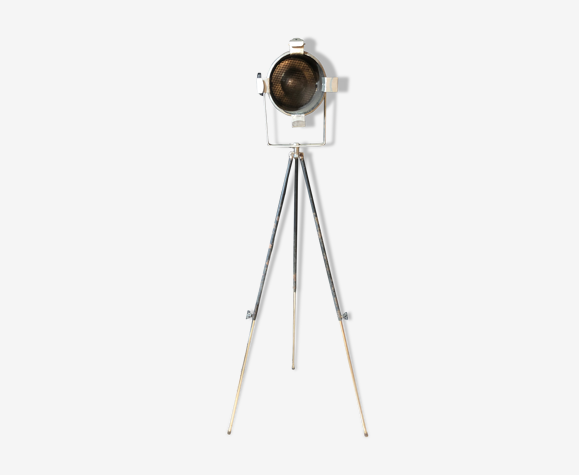 Projecteur de théâtre
