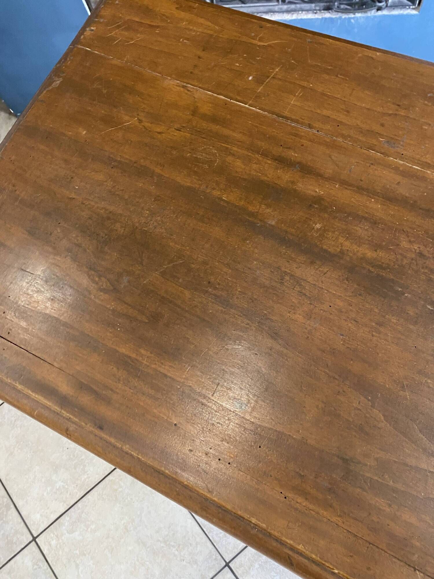 Desk with a large solid oak drawer from 1950, 78x58cm.