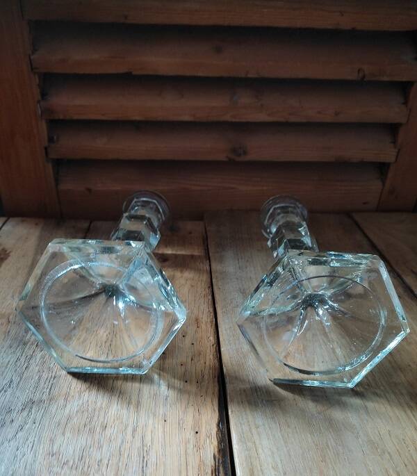 Cast crystal candle holder