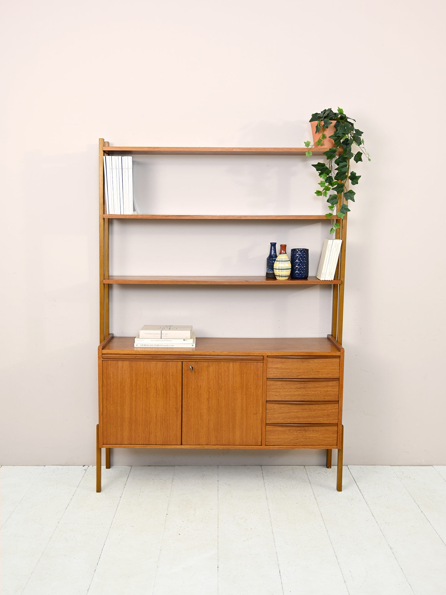 Sideboard bookcase with pull-out desk