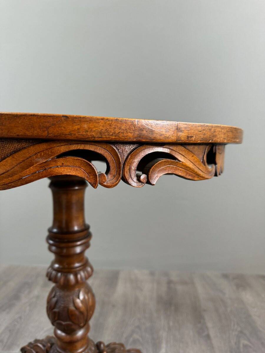 Table Guéridon en bois marqueté, XXe Siècle