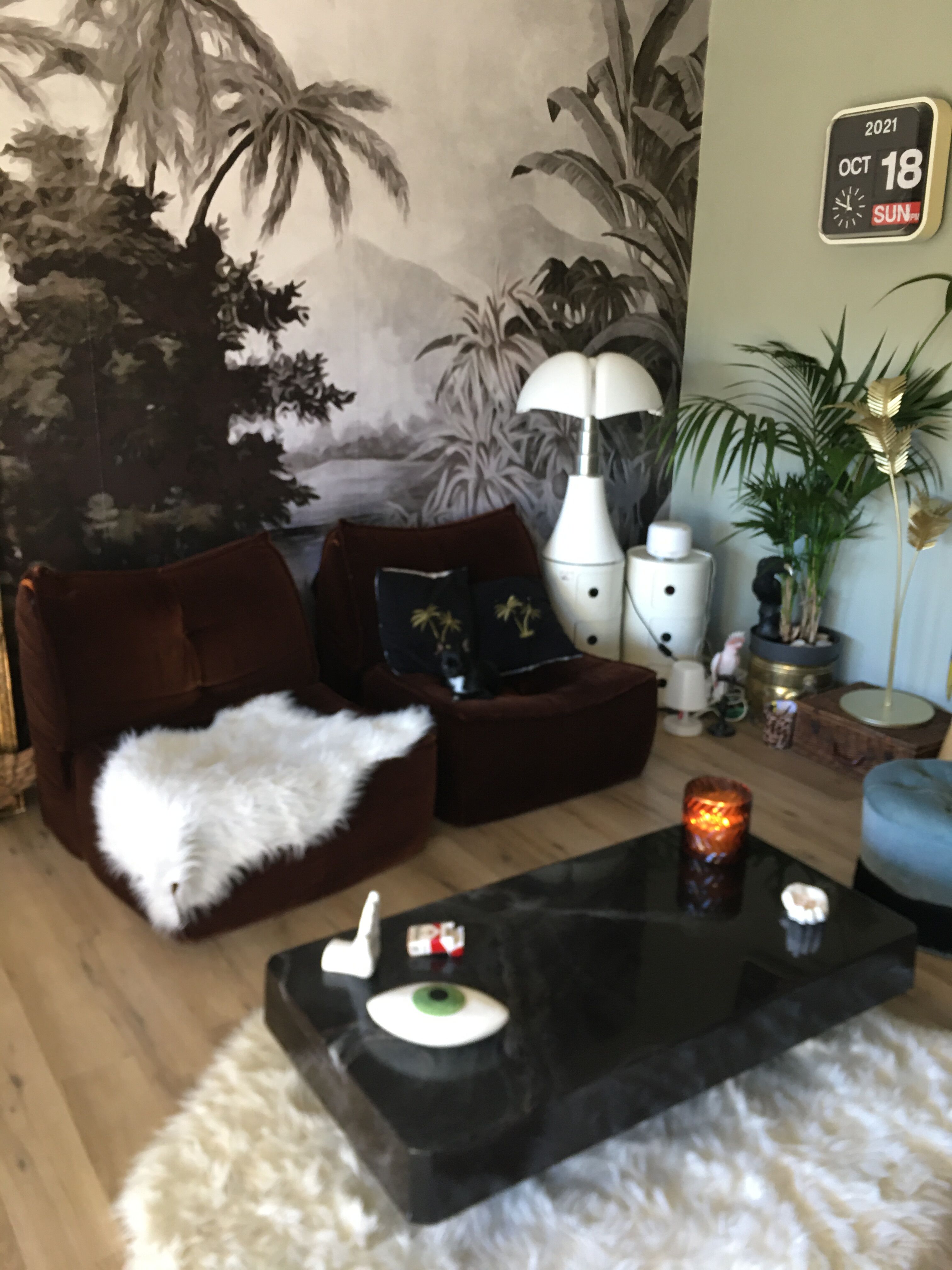 Coffee table 70s black marble effect
