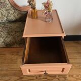 Gustave telephone cabinet