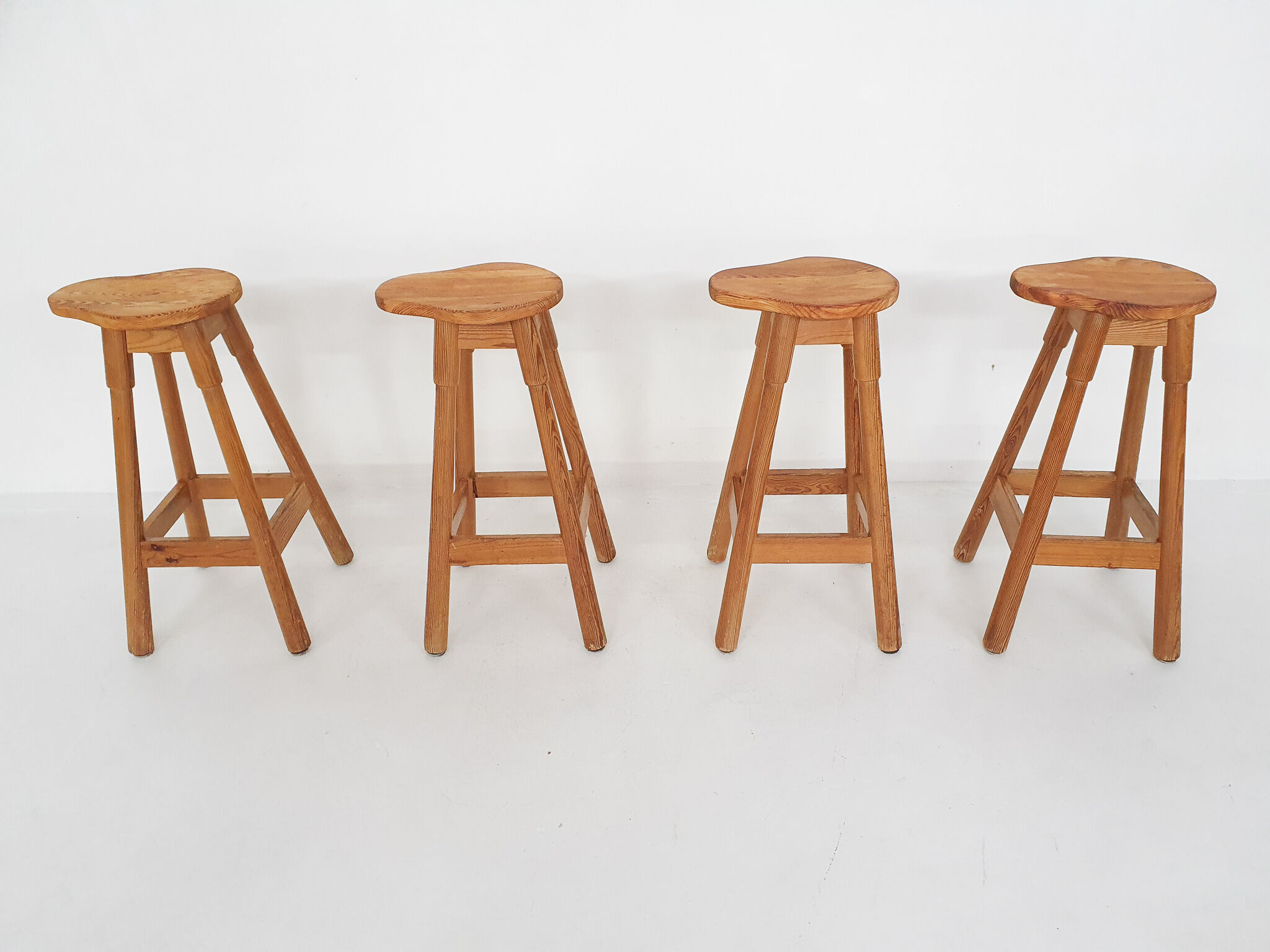 Scandinavian modern pinewood bar stools 1970's