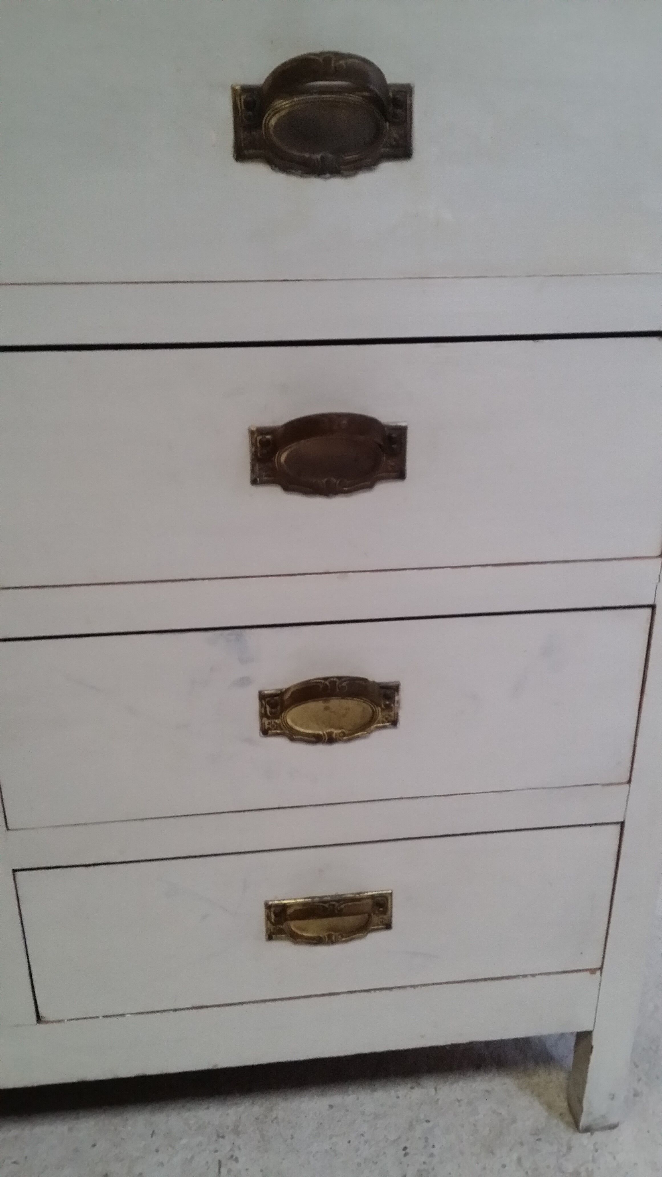 Chest of drawers 1 door , 4 drawers