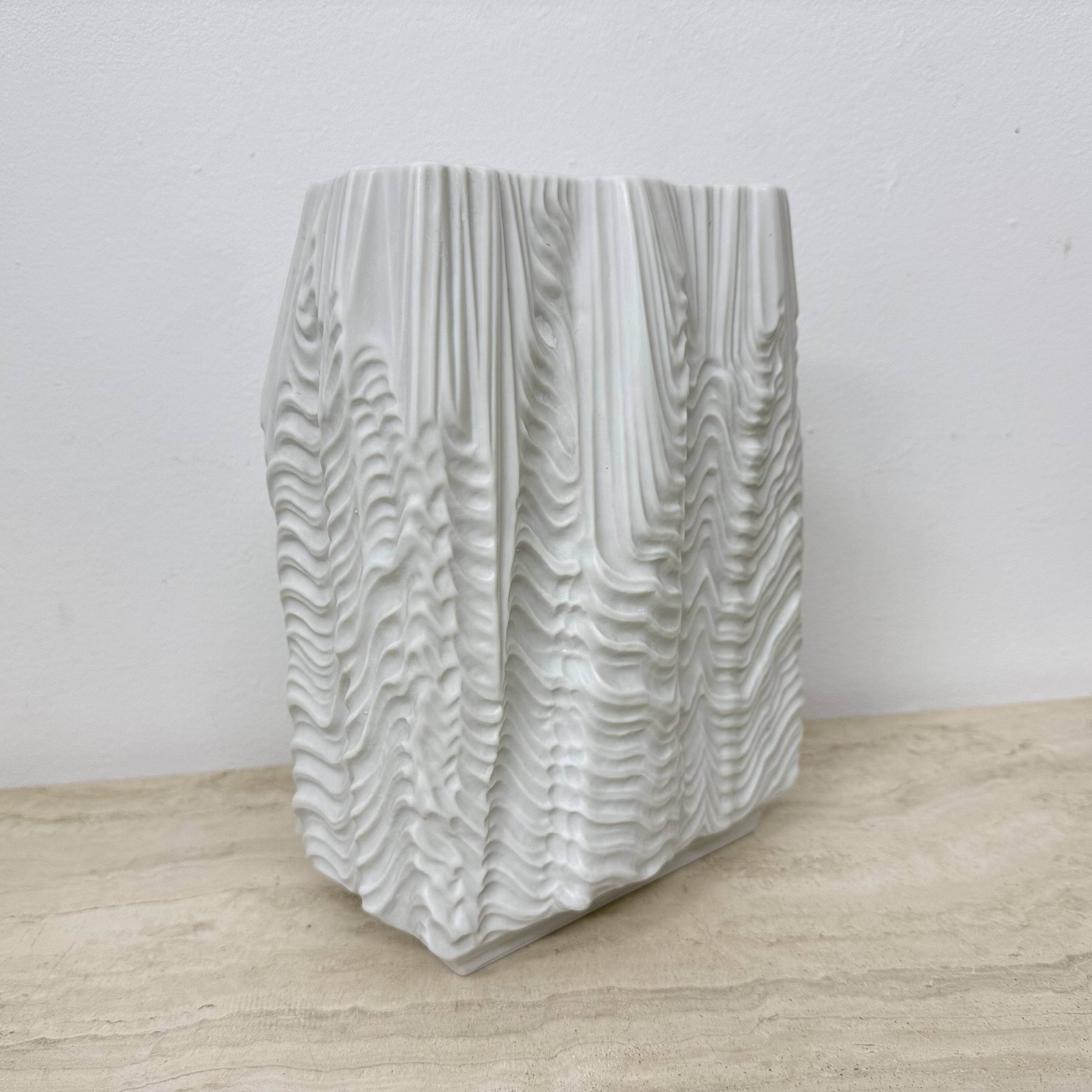 Rare Large Porcelain Rare White ‘Kaskade’ Vase – Martin Freyer for Rosentha