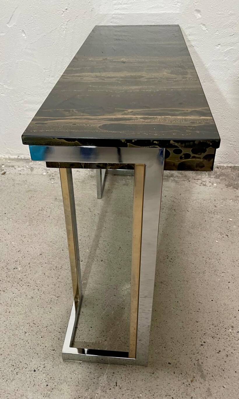 Console assigned to Guy Lefèvre.