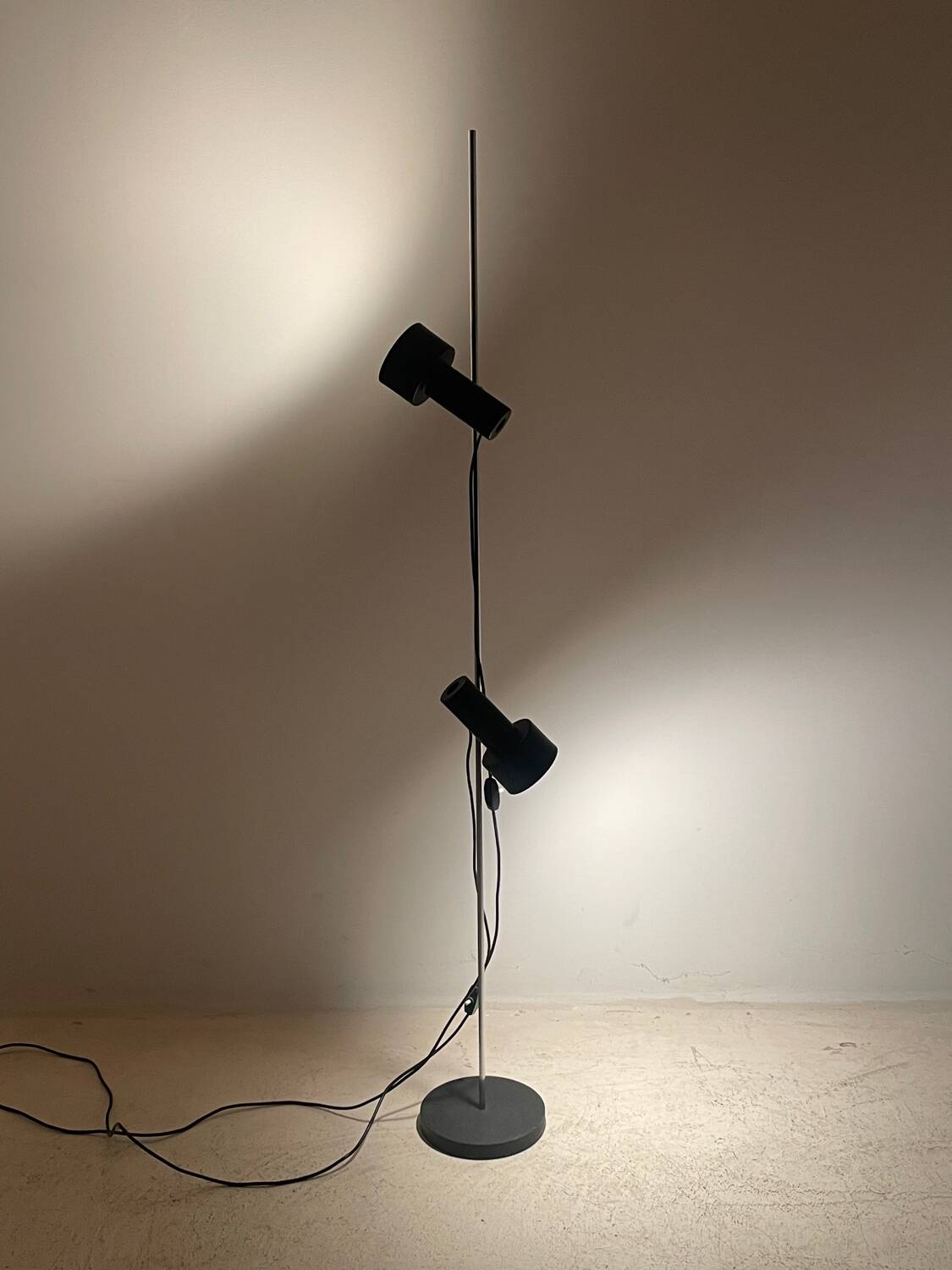 Adjustable reading lamp 1960