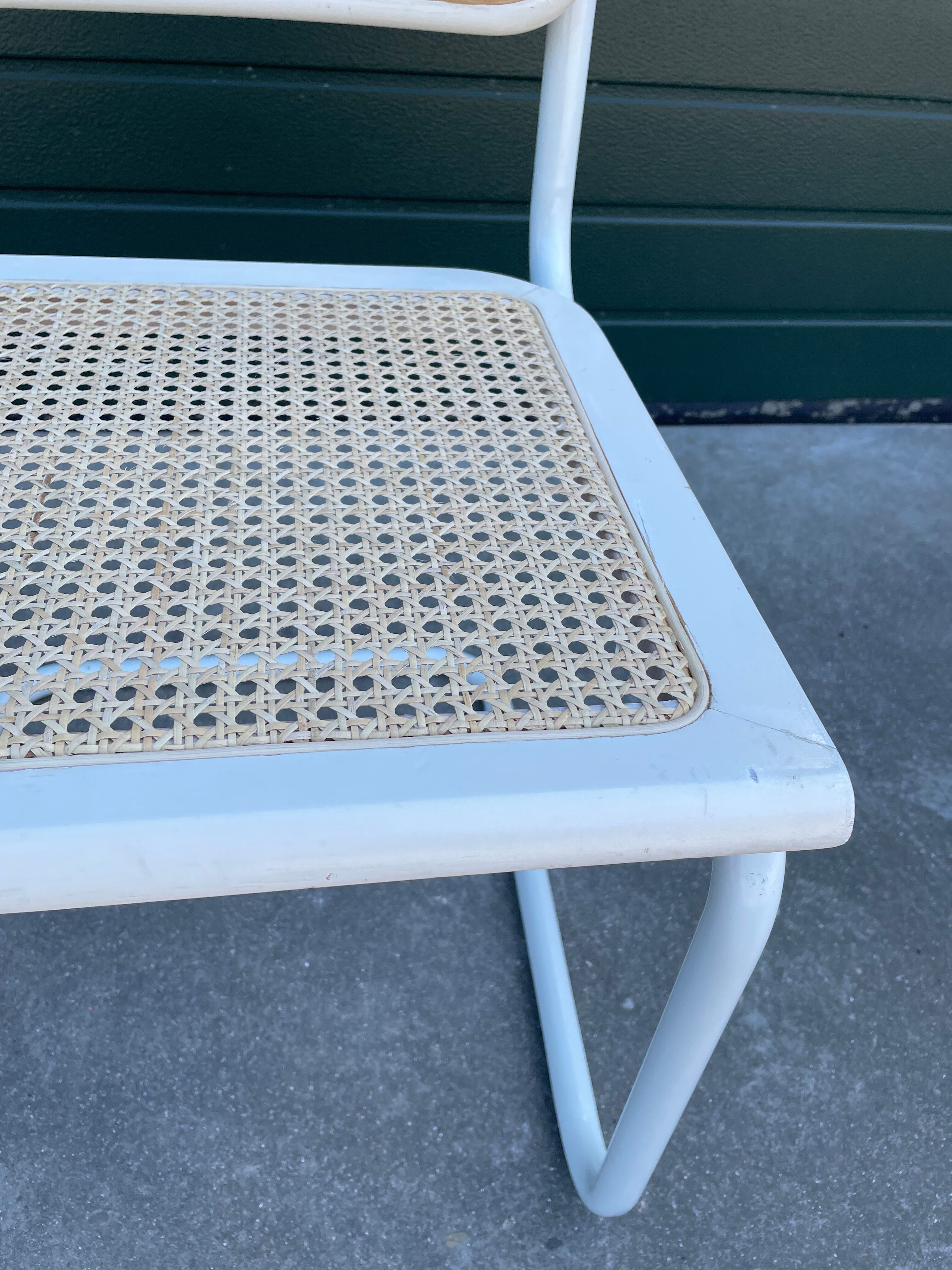 Cesca design chair b32 model in white