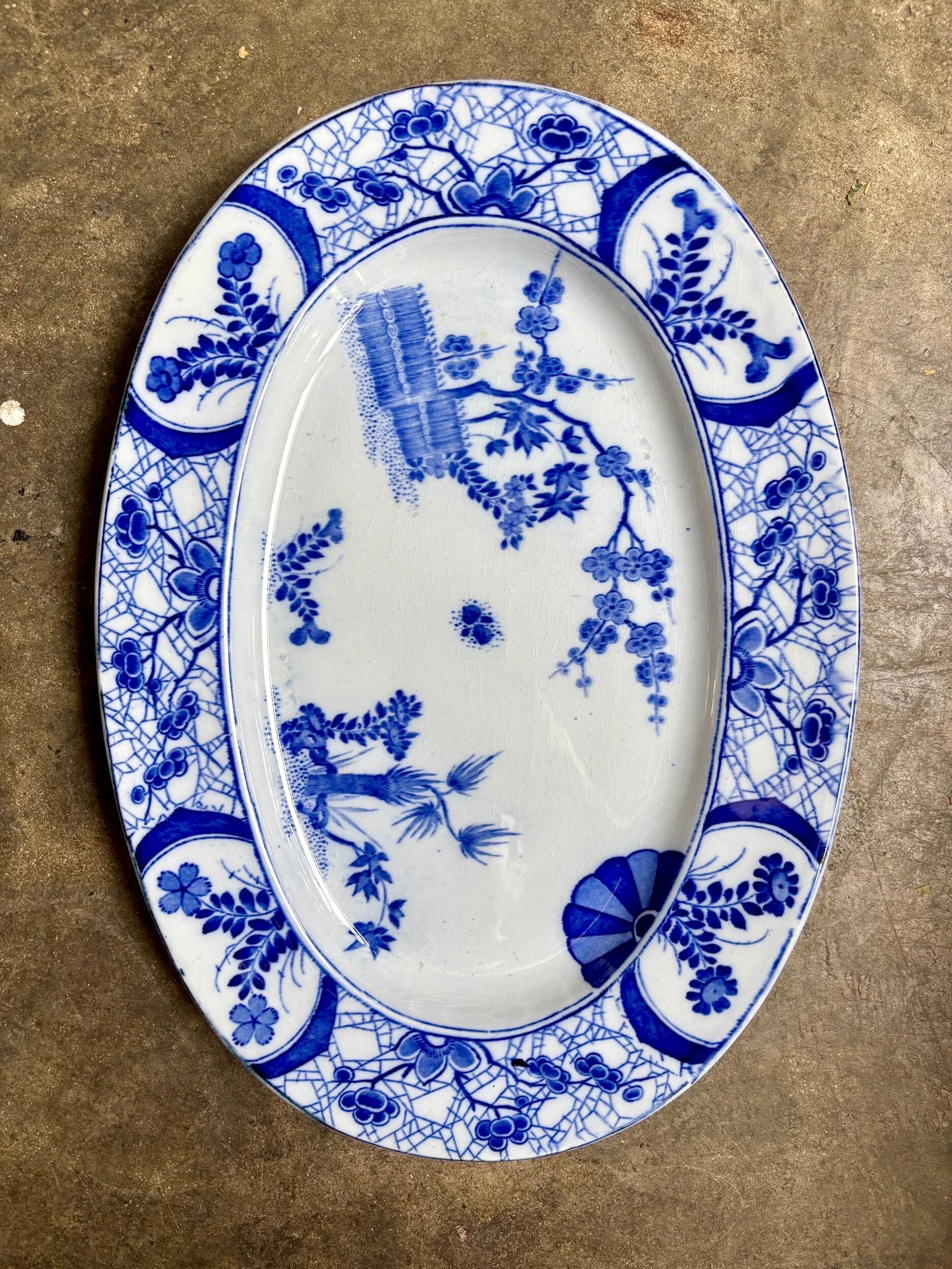Large oval dish Creil & Montereau in blue ironstone, "Japan" service