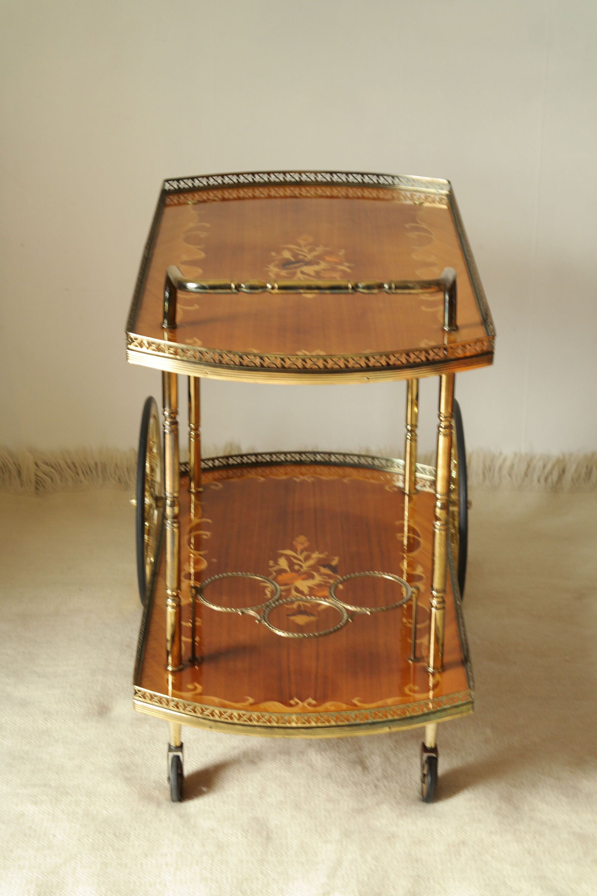 Desserte bar vintage in mahogany marquetry
