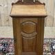 English bedside table in blonde mahogany from the early 20th century.