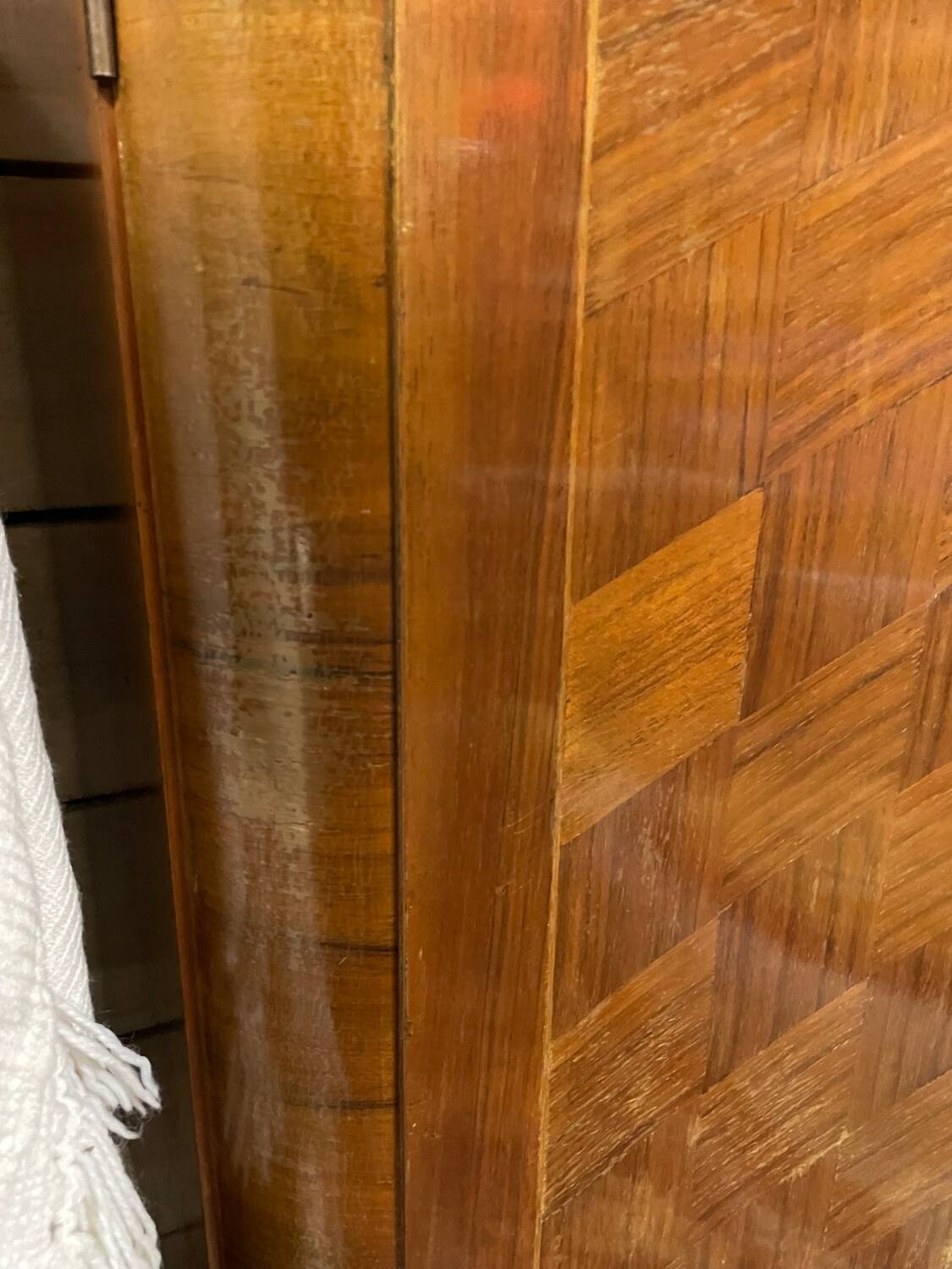 Art Deco sideboard buffet, walnut veneer, 30/40 mm thick