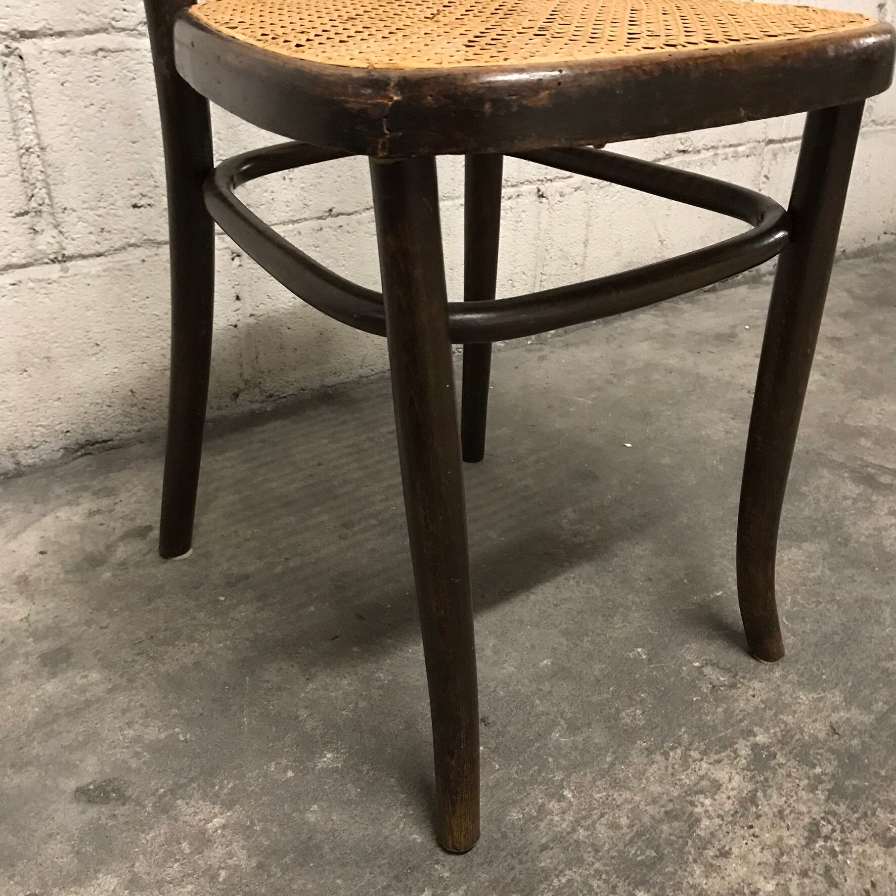 Chaise de bistrot cannée Fischel vintage | Selency