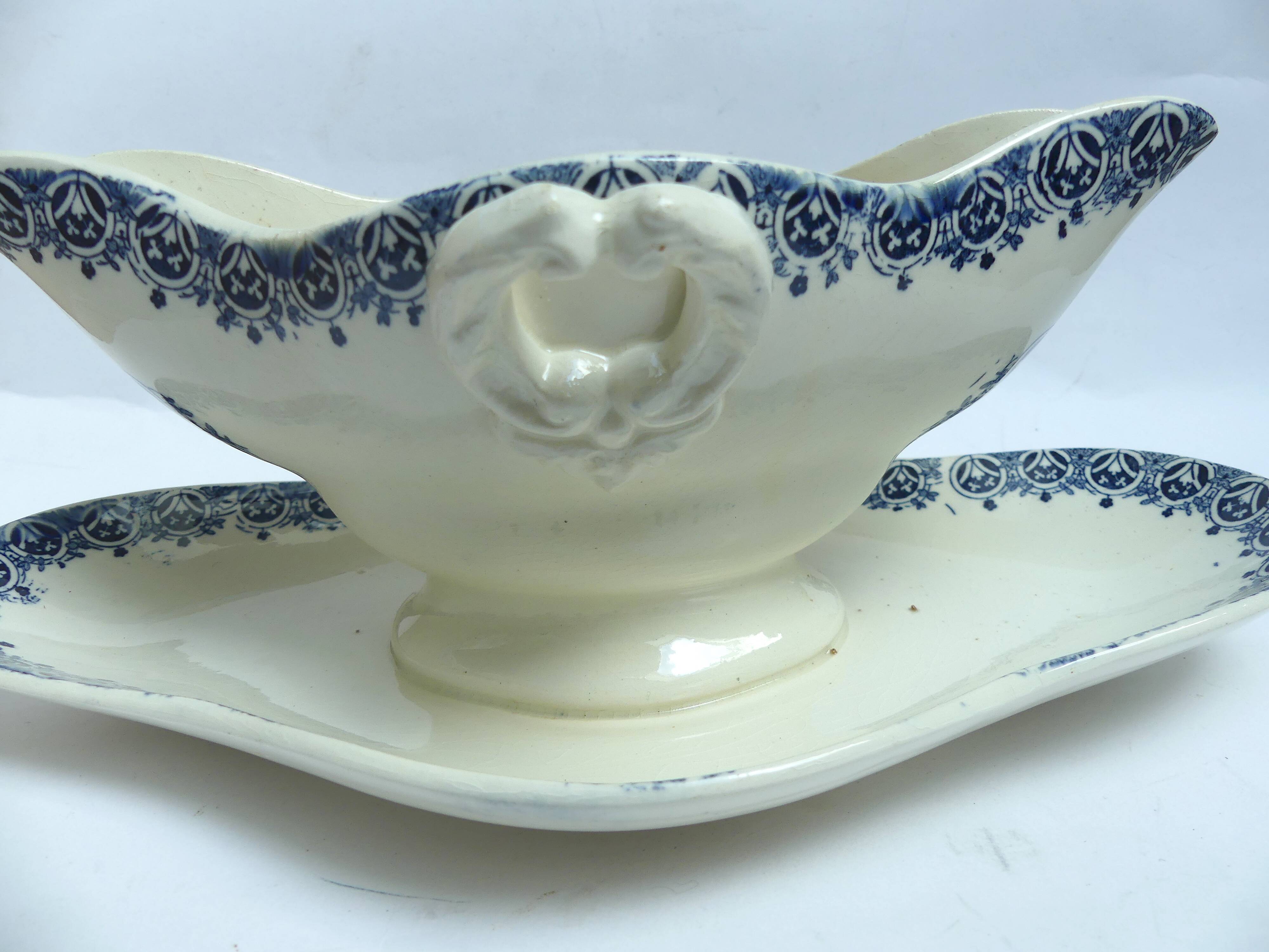 Gien large gravy boat in opaque porcelain
