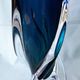 Vase en verre bleu