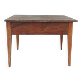 Table rustique en chêne massif