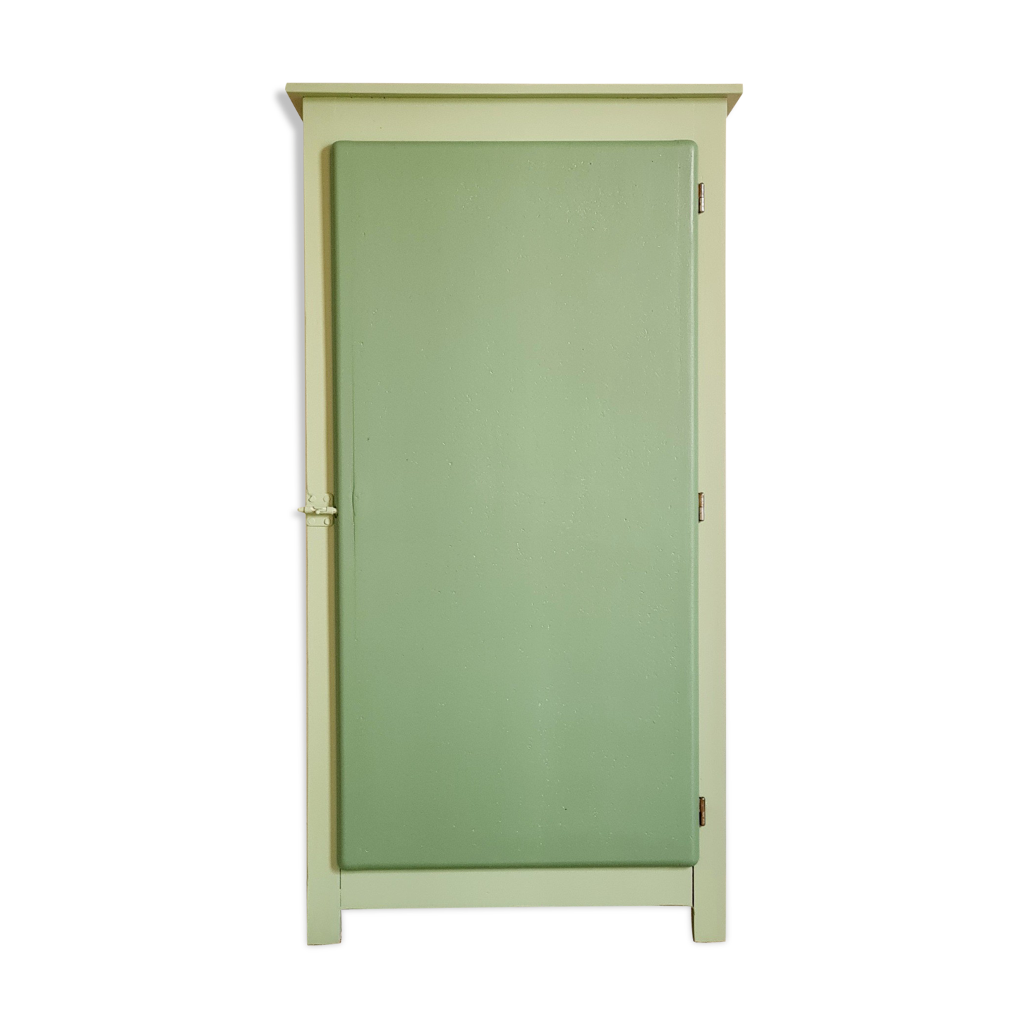 Cabinet bonnetière renovated green interior flowered