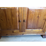 Solid pine bahut