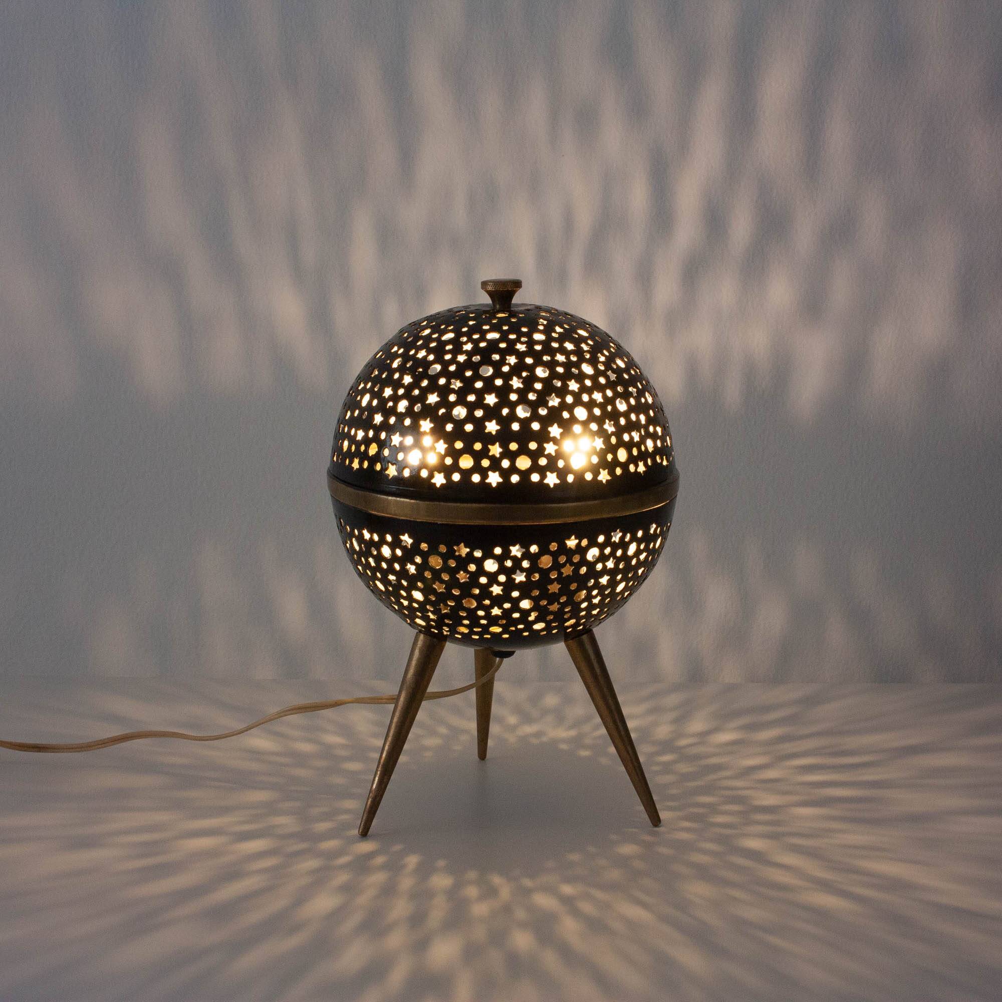 1950s French Saturn Table Lamp in Pierced Aluminum and Brass