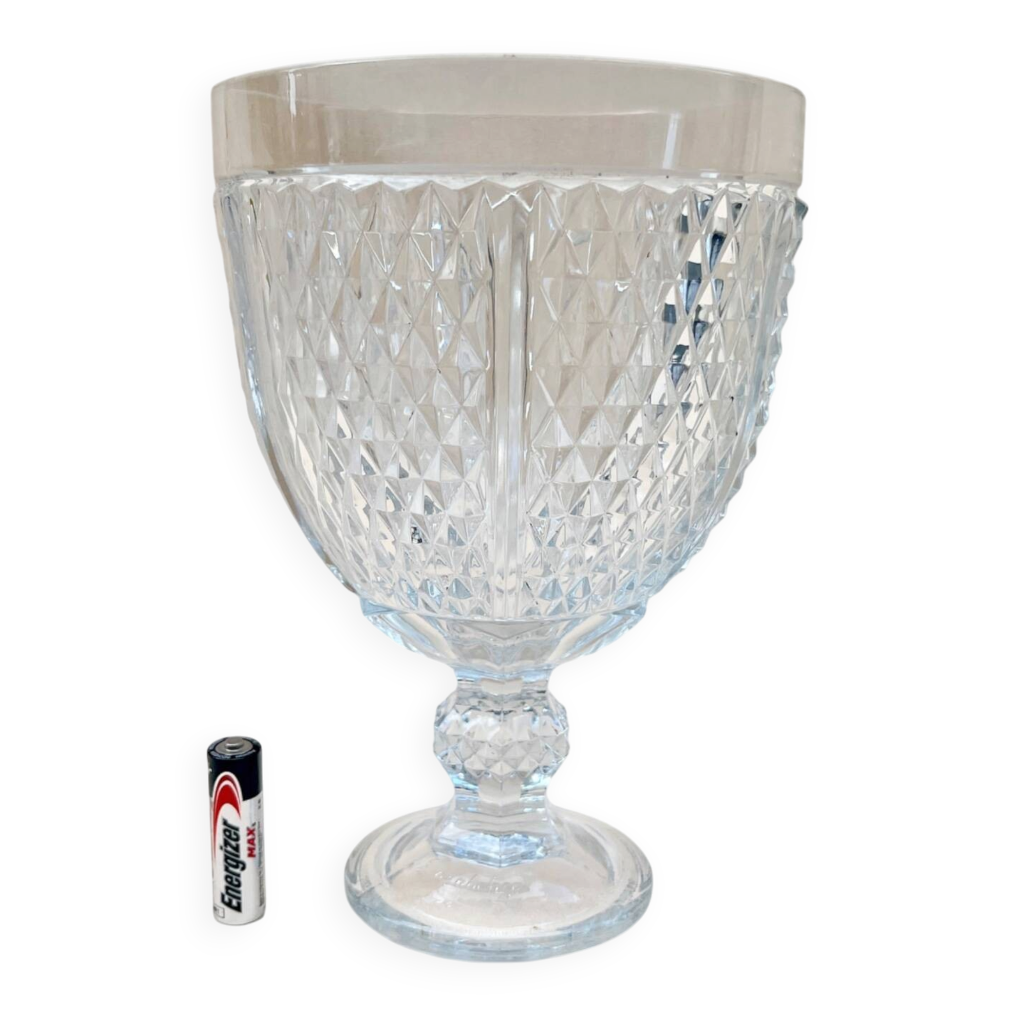 Large fruit bowl on foot in glass with diamond points, vintage 1970s