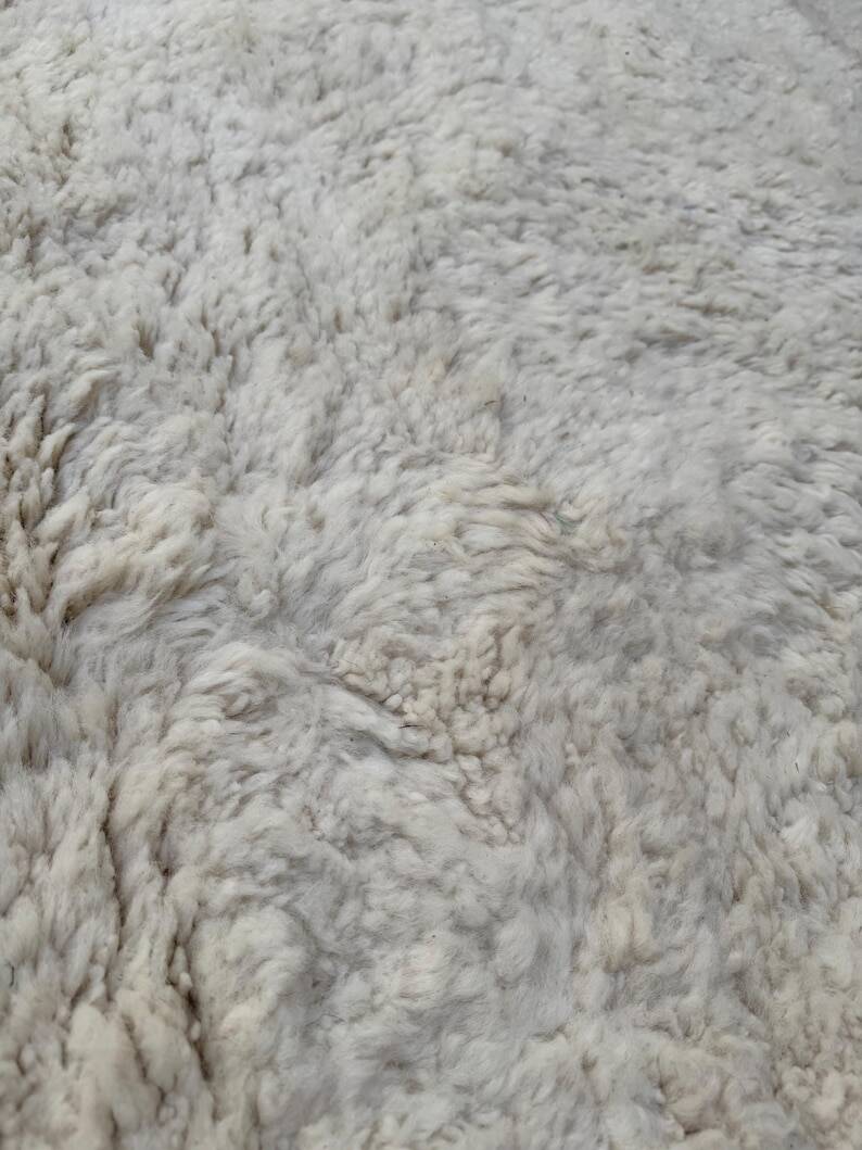Tapis beni ouraine tissè main traditionnelle taille 200 x 300 cm