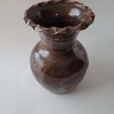 Vase enamelled serrated edge brown