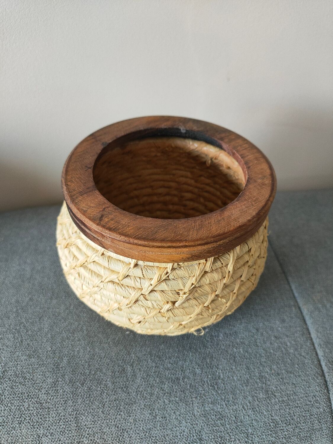 Wicker pot cache and wood