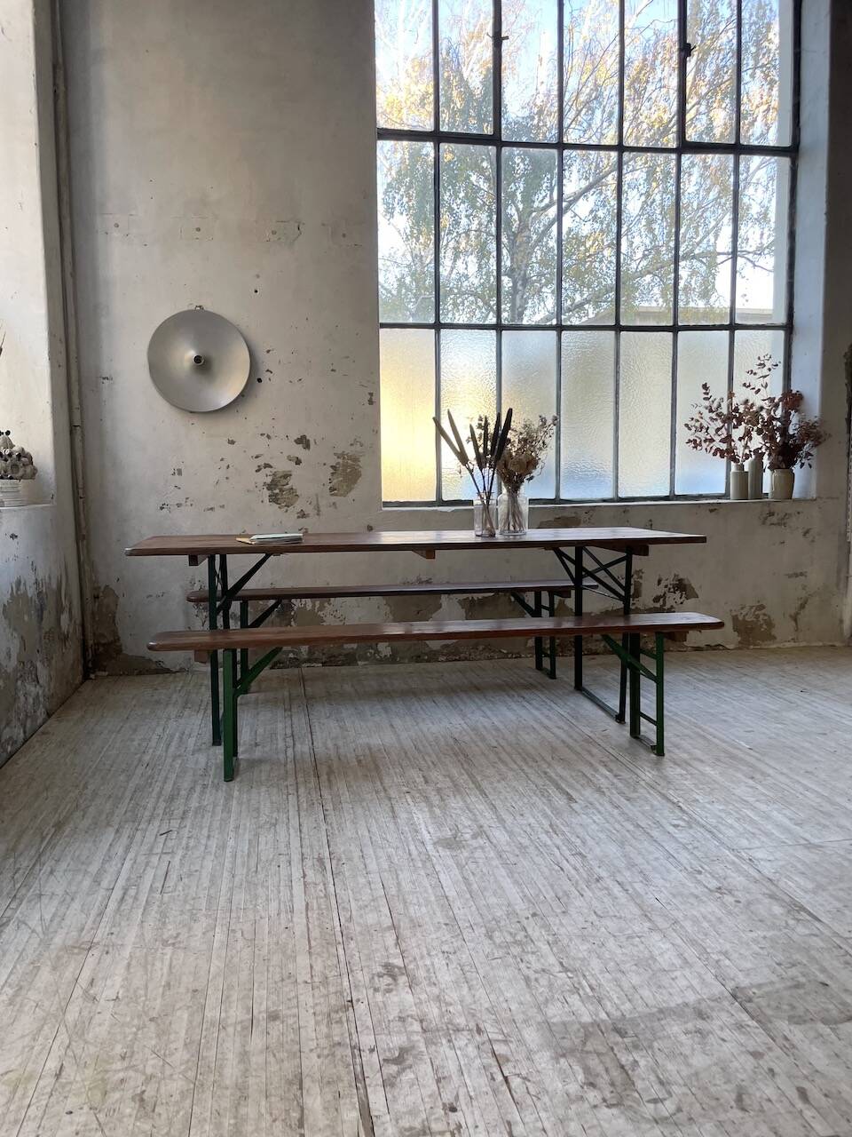 Guinguette table and its 2 benches