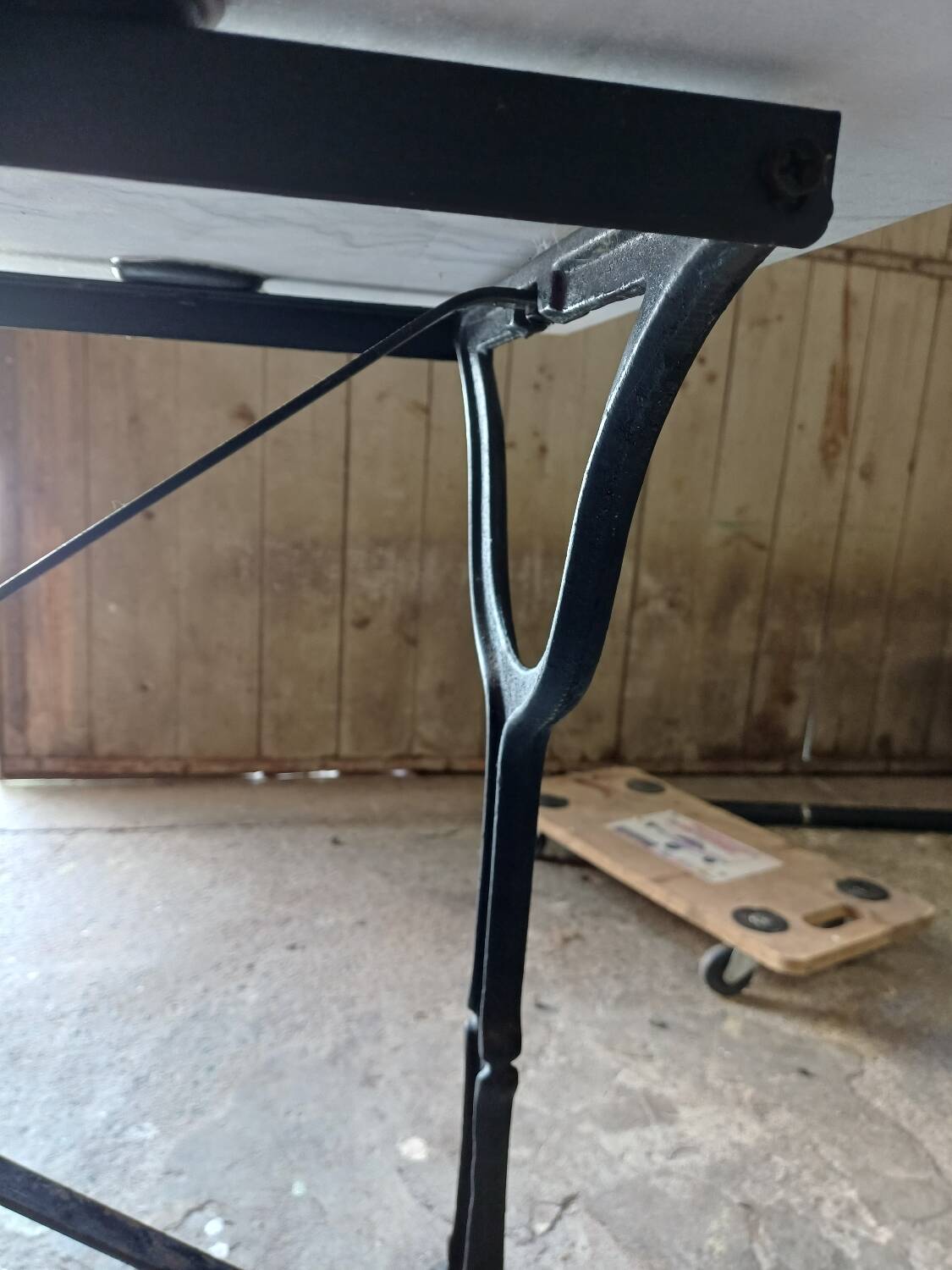 Bistro table marble and wrought iron