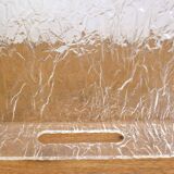 Large plateau 1970s in crumpled/frosted plexiglass & chrome strips