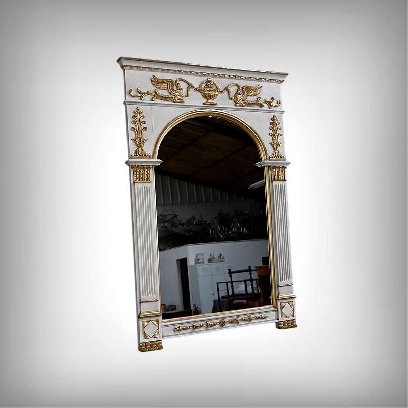 Large trumeau mirror, Directoire style – Early 20th century