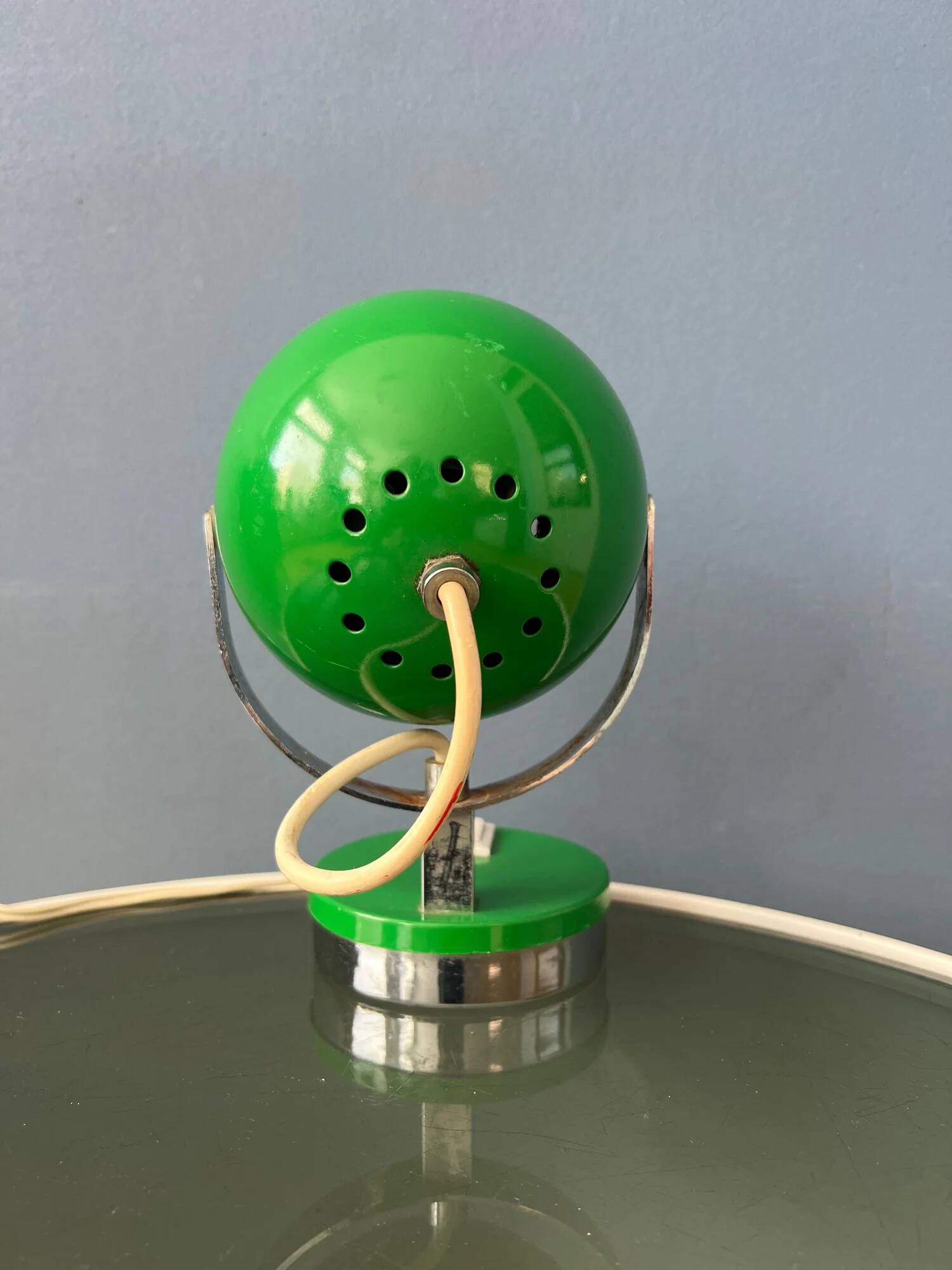 Vintage green space age eyeball table lamp