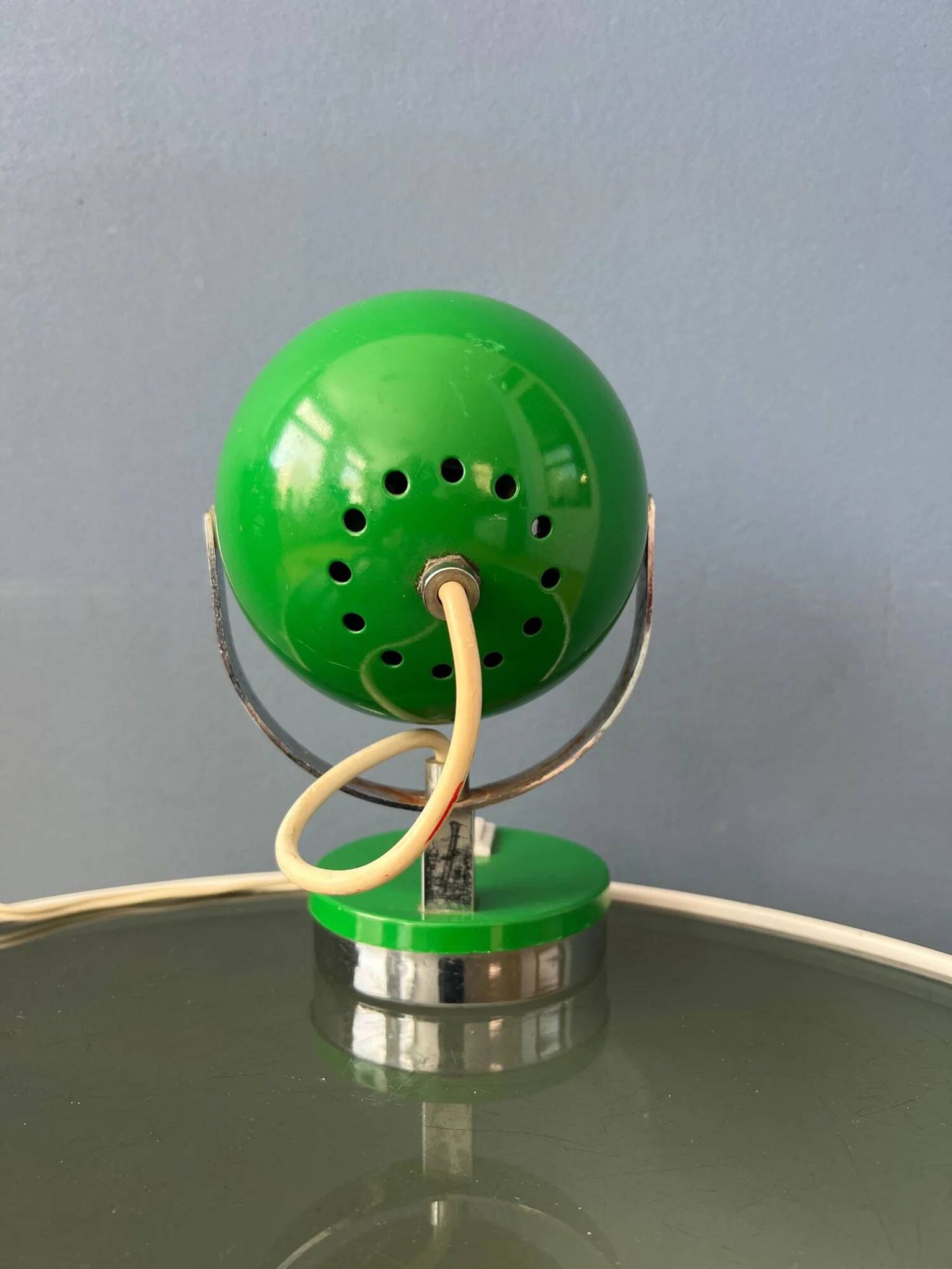 Vintage green space age eyeball table lamp