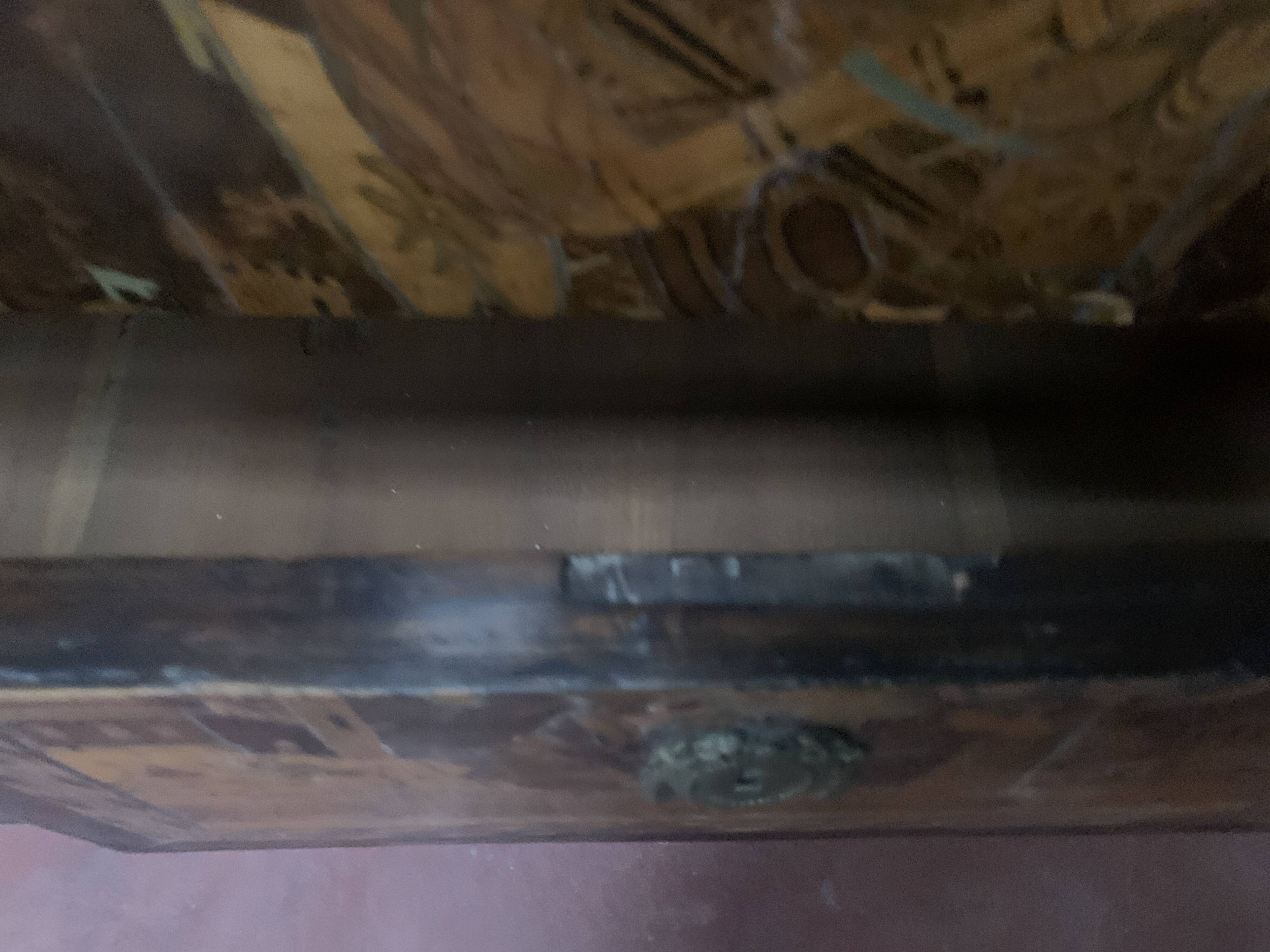 Transition chest of drawers in rosewood and amaranth veneer, 19th century