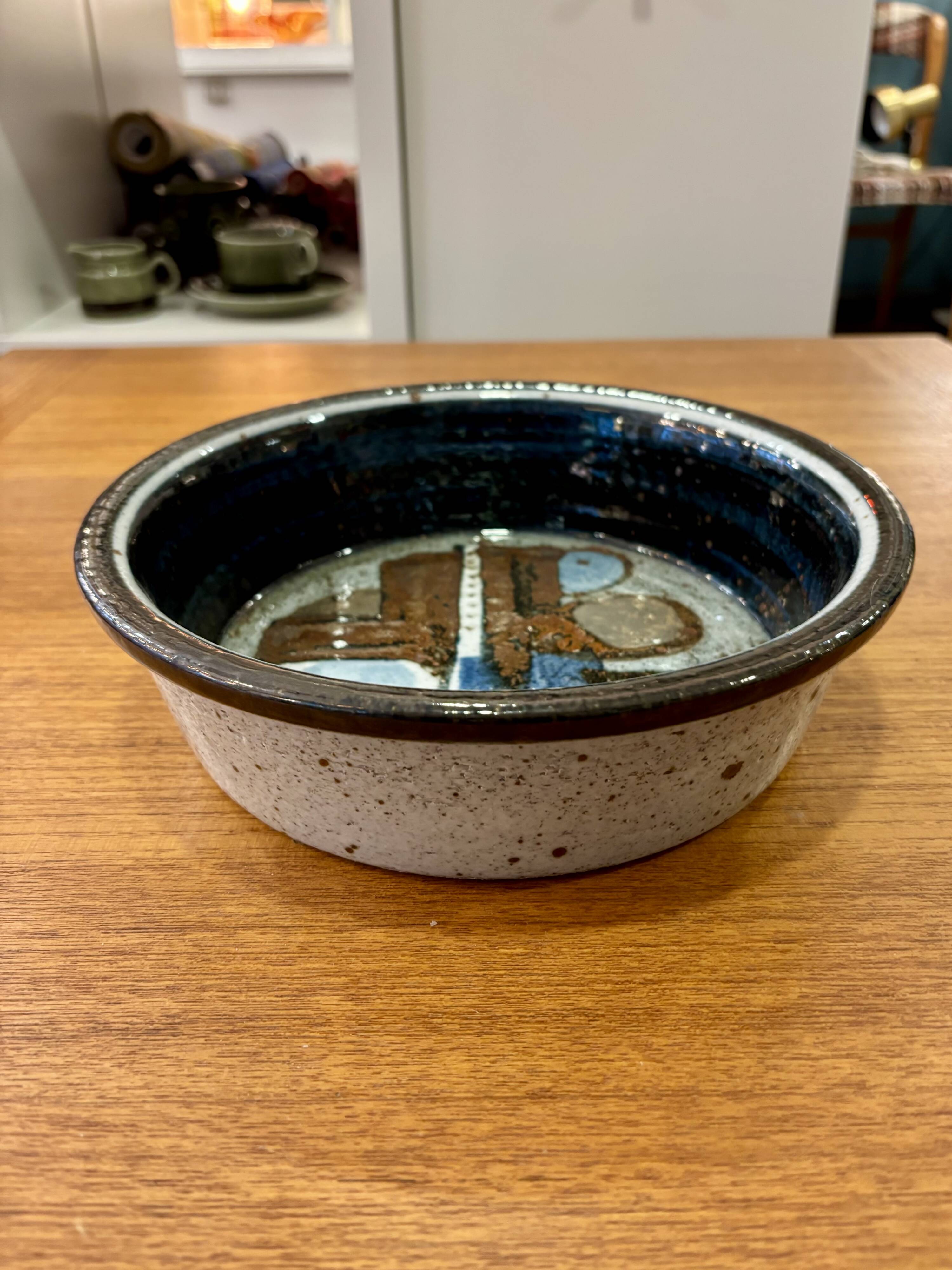 Bol / Plat Céramique d'art - Drejargruppen, Rörstrand, Suède, 1976