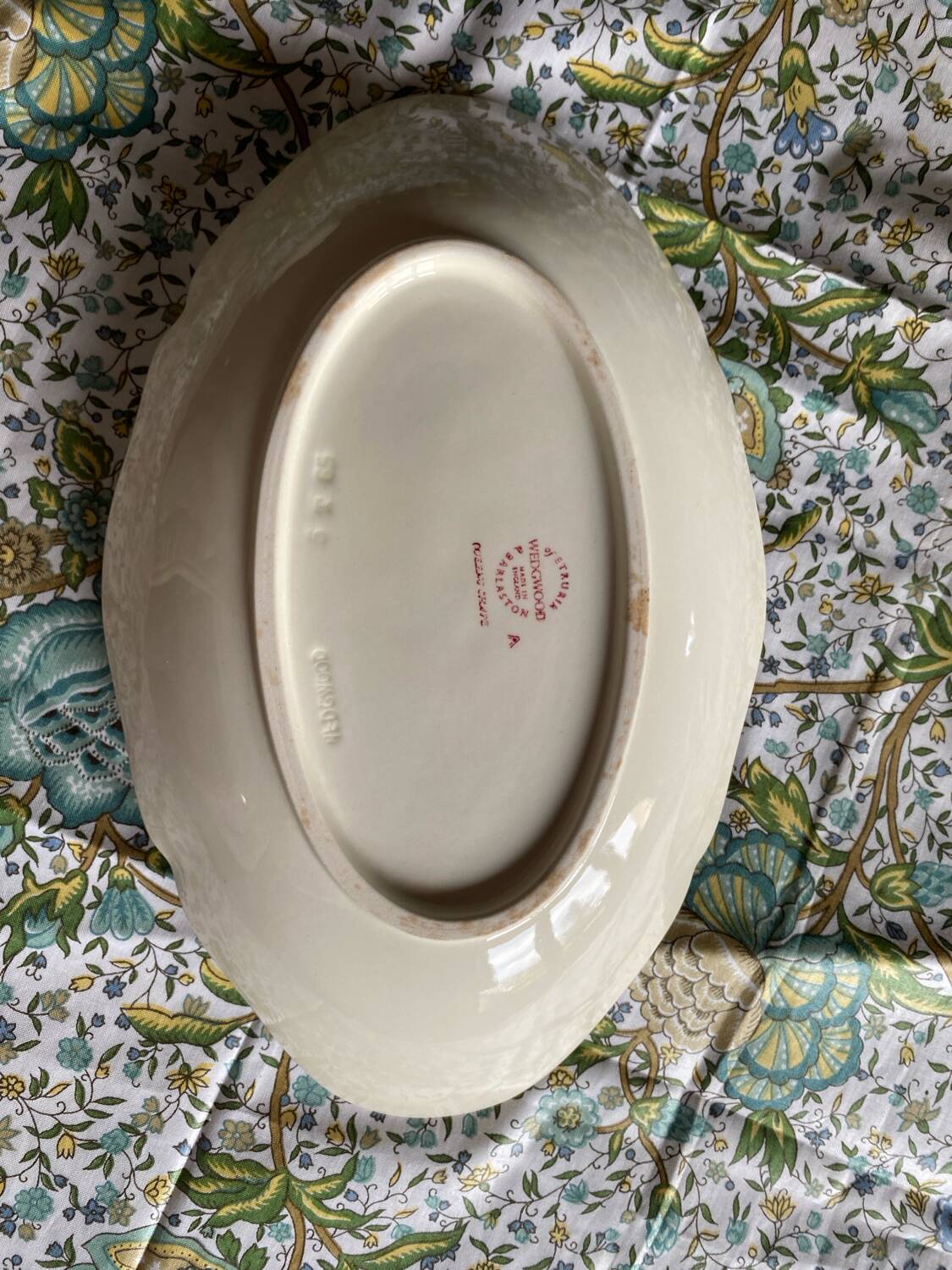 Grand ravier en porcelaine Wedgwood