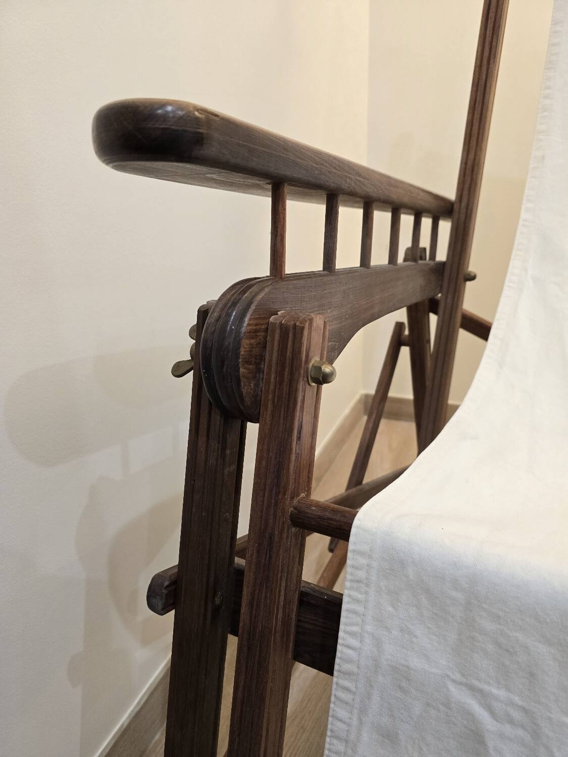 Vintage lounge chair