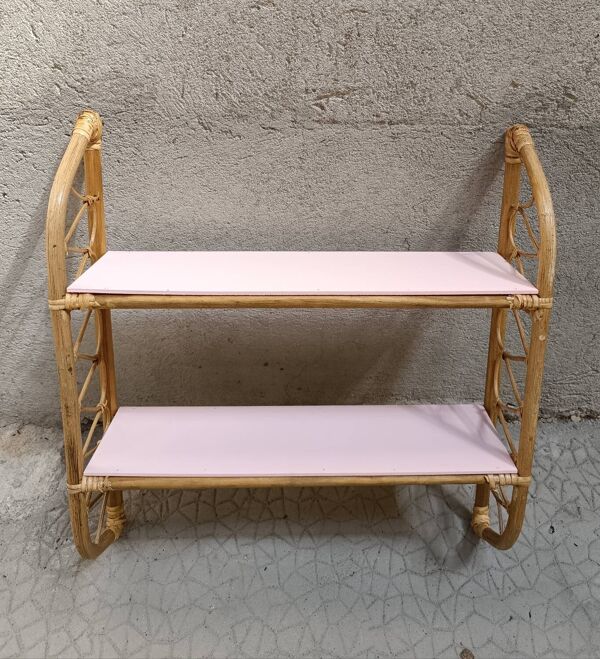 Étagère murale en osier rotin ou bambou