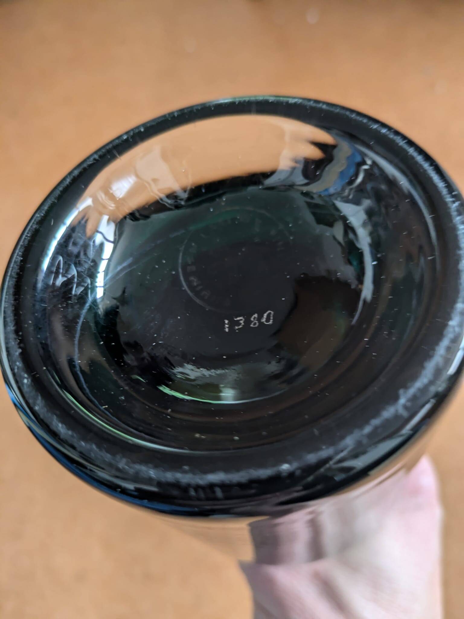 Vase vert de Tamara Aladin pour Riihimaën Lasi, Finlande 1970