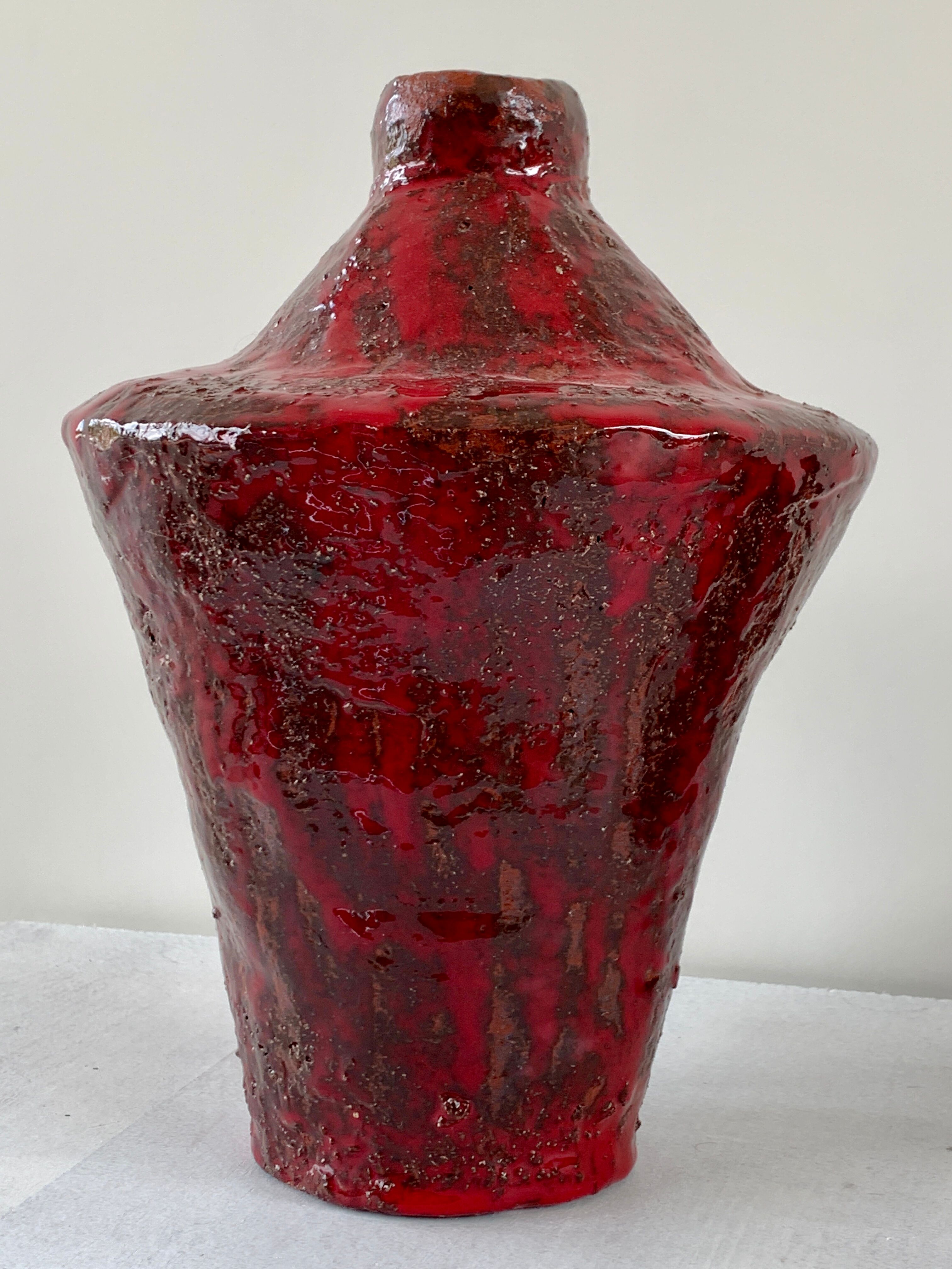 Lot 2 ceramic vases, circa 1970