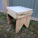 Petite table d'appoint ancienne en bois
