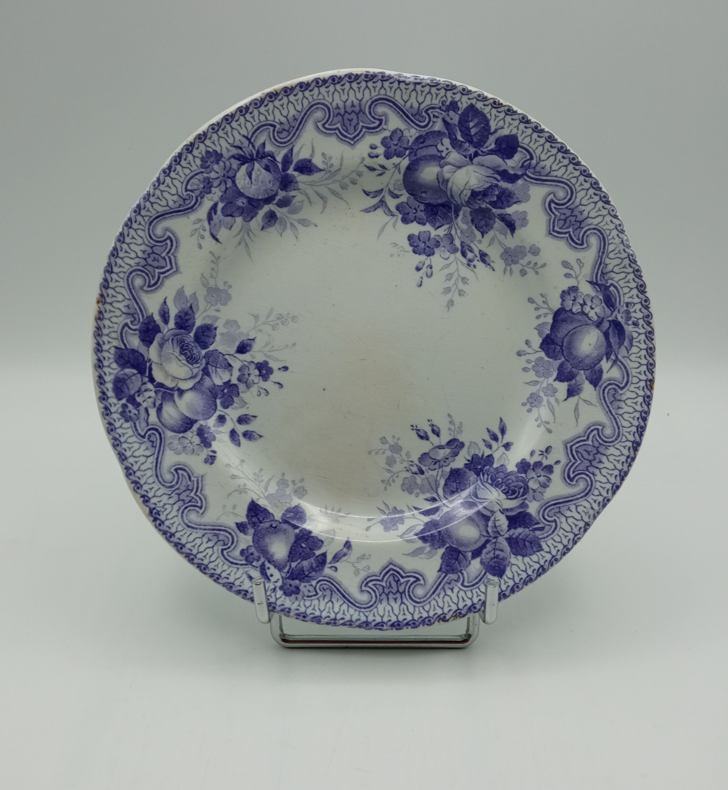 Six Creil Montereau dessert plates