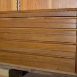 Library modular wall shelf in teak